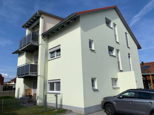 Wohnung zur Miete 675 € 2 Zimmer 61 m² Geschoss EG/2 frei ab 01.04.2026 Schillerstraße 4 Weisendorf 91085