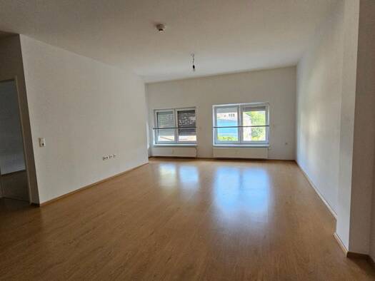 Wohnung zur Miete 290 € 2 Zimmer 60 m² EG Leopold Werndlstraße 25a Sarning Steyr 4400
