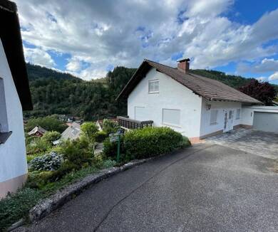 Mehrfamilienhaus zum Kauf 379.000 € 5 Zimmer 180 m² 890 m² Grundstück frei ab sofort Nordrach Nordrach 77787