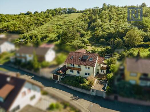 Einfamilienhaus zum Kauf 448.000 € 7 Zimmer 155 m² 1.016 m² Grundstück Heugrumbach Arnstein 97450