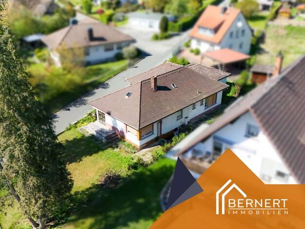 Bungalow zum Kauf 149.000 € 5 Zimmer 115,6 m² 584 m² Grundstück Marktgraitz 96257