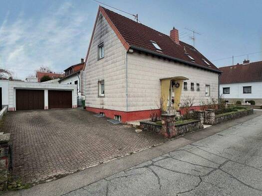 Wohnung zum Kauf 95.000 € 2 Zimmer 58 m² Bischmisheim Saarbrücken 66132