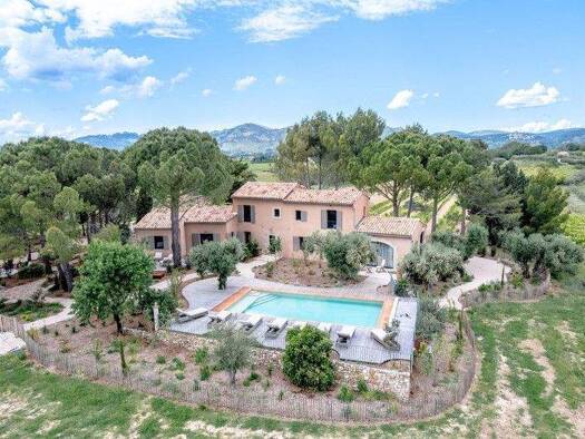 Einfamilienhaus zum Kauf 2.187.000 € 8 Zimmer 250 m² 41.000 m² Grundstück BEAUMES DE VENISE 84190