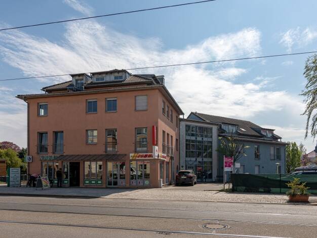 Bürofläche zur Miete provisionsfrei 8,58 € 137 m² Bürofläche Radebeul 01445