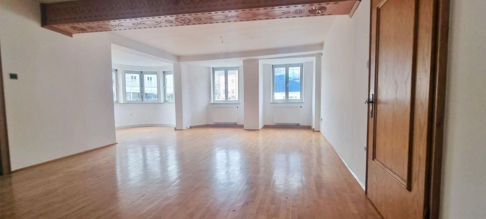 Wohnung zum Kauf 149.000 € 5 Zimmer 160,6 m²<br/>Wohnfläche Peuerbach 4722