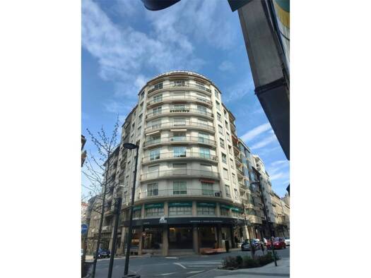 Verkaufsfläche zum Kauf 220.000 € 184 m² Verkaufsfläche Ourense 32004
