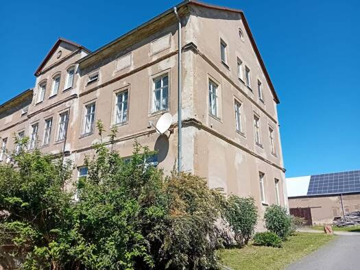 Einfamilienhaus zum Kauf 150.000 € 40 Zimmer 647 m² 7.010 m² Grundstück Wuhnitz Lommatzsch 01623