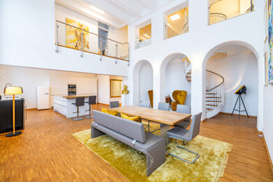 Maisonette zur Miete 2.800 € 3,5 Zimmer 200 m² Frauenland Würzburg 97074
