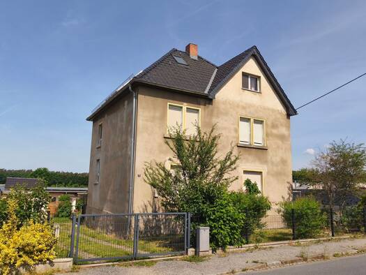 Einfamilienhaus zum Kauf 389.900 € 9 Zimmer 148 m² 740 m² Grundstück frei ab sofort Talstraße 21 Ottendorf-Okrilla Ottendorf-Okrilla 01458
