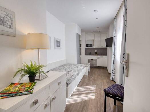 Wohnung zur Miete Wohnen auf Zeit 990 € 1 Zimmer 24 m² frei ab 01.03.2026 Kronengasse 0 Gerlingen 70839