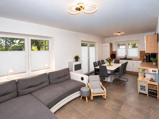 Wohnung zur Miete 750 € 3 Zimmer 75 m² frei ab 01.11.2026 Gehlenberg Friesoythe 26169