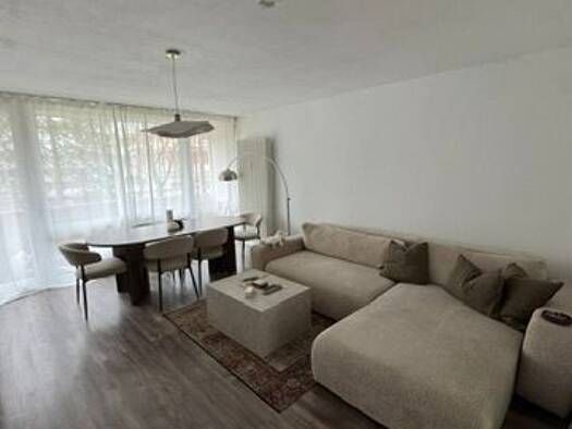 Wohnung zur Miete 1.580 € 2 Zimmer 63 m² Geschoss 2/3 frei ab sofort Unterschleißheim 85716