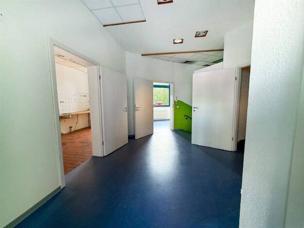 Büro zur Miete 650 € Blumenthal Nord 28779