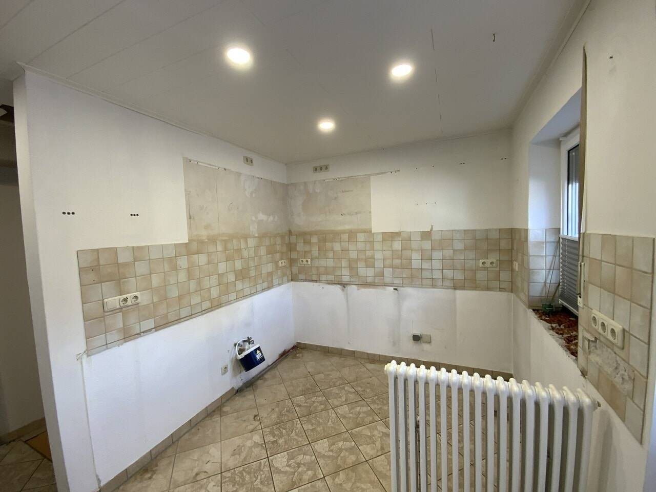 Immobilie in Kranichfeld - Ein Reihenendhaus mit Pool für die kleine Familie - Bild 3