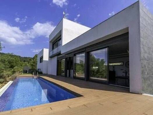 Chalet zum Kauf 1.200.000 € 4 Zimmer 365 m² Calle De Sardenya Lloret de Mar 17310