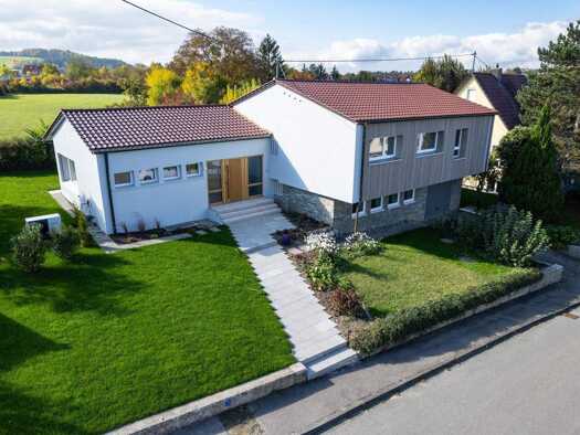 Einfamilienhaus zum Kauf 1.050.000 € 7 Zimmer 188 m² 812 m² Grundstück Hechingen Hechingen 72379
