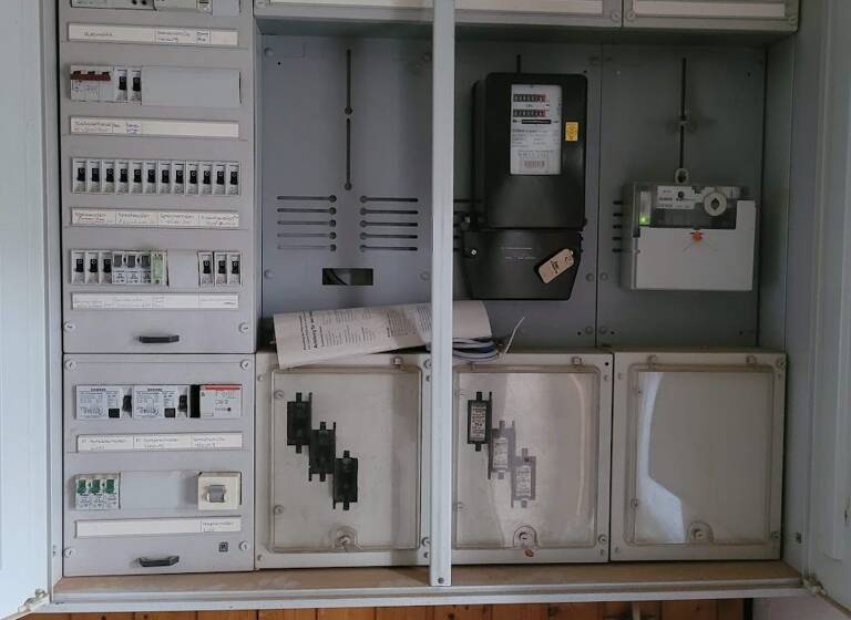 Haus zum Kauf als Kapitalanlage geeignet 220.000 € 5 Zimmer 130 m²<br/>Wohnfläche 900 m²<br/>Grundstück Thundorfer straße 6 Weichtungen Maßbach 97711