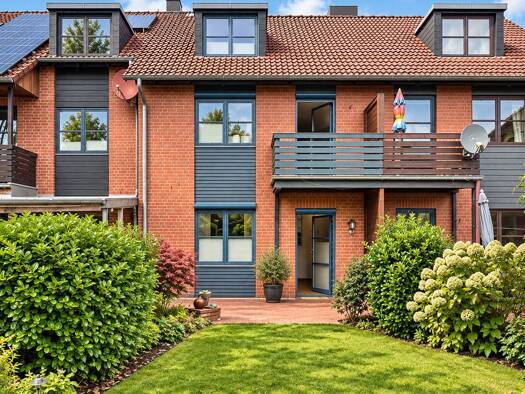 Reihenmittelhaus zum Kauf 349.000 € 4,5 Zimmer 120,3 m² 217 m² Grundstück Husum Husum 25813