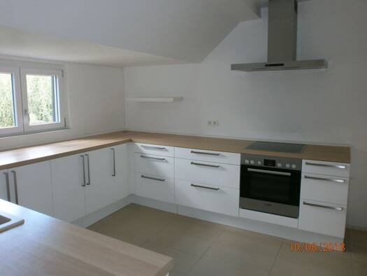Wohnung zur Miete 700 € 2,5 Zimmer 78 m² Geschoss 2/3 frei ab 01.12.2026 Stadtmitte Bottrop 46236