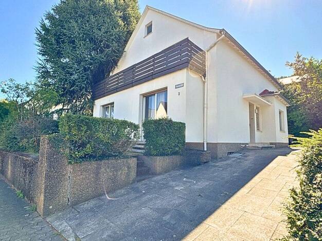 Einfamilienhaus zum Kauf 449.000 € 7 Zimmer 175 m² 380 m² Grundstück Kieselpfad 2 St Johann Mitte 66123