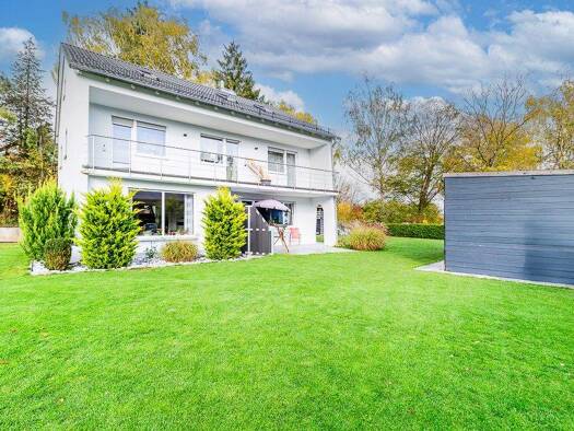 Einfamilienhaus zum Kauf 735.000 € 6,5 Zimmer 250 m² 1.439 m² Grundstück Sauerbruchstraße 3 Meyernberg Bayreuth / Meyernberg 95447