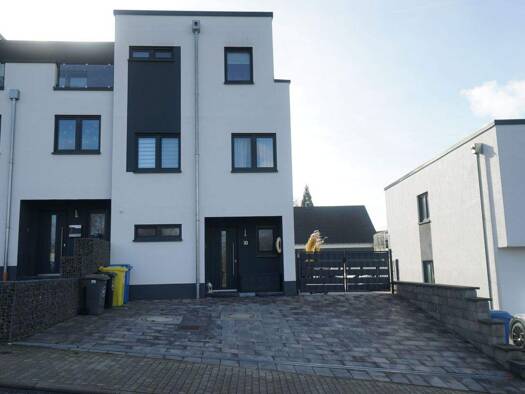 Reihenendhaus zum Kauf provisionsfrei 525.000 € 5 Zimmer 148 m² 313 m² Grundstück frei ab sofort Quebecstraße 10 Zweibrücken 66482