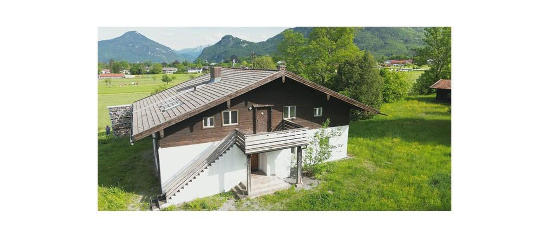 Mehrfamilienhaus zum Kauf provisionsfrei 1.230.000 € 9 Zimmer 211 m²<br/>Wohnfläche 1.143 m²<br/>Grundstück Brannenburg 83098