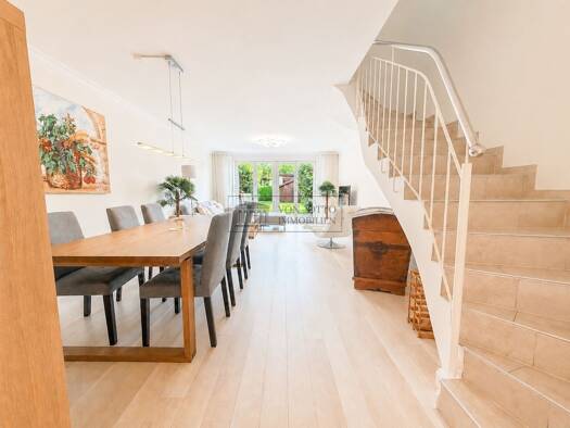 Haus zum Kauf 395.000 € 4 Zimmer 100,1 m² 200,1 m² Grundstück Groß Grönau 23627
