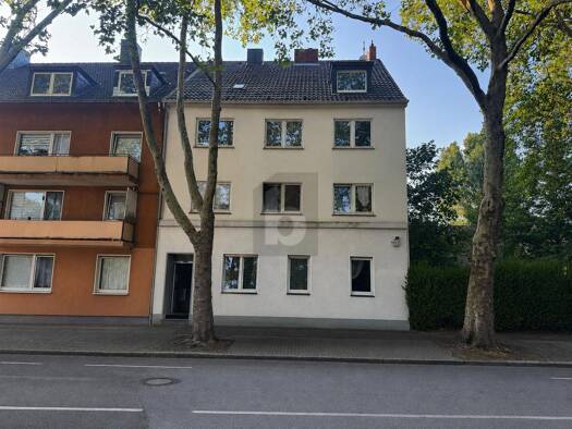 Mehrfamilienhaus zum Kauf als Kapitalanlage geeignet 350.000 € 14 Zimmer 320 m² 306 m² Grundstück Stadtmitte Sterkrade 46049