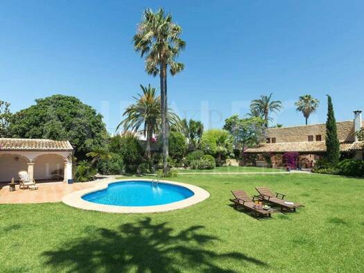 Villa zum Kauf provisionsfrei 950.000 € 6 Zimmer 377 m² 1.725 m² Grundstück Tosalet 03700