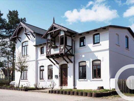 Mehrfamilienhaus zum Kauf als Kapitalanlage geeignet 690.000 € 240 m² 798 m² Grundstück August-Bebel-Straße 18 Malchow 17213