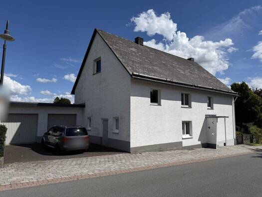 Einfamilienhaus zum Kauf 149.000 € 5 Zimmer 135 m² 802 m² Grundstück Wülfte Brilon / Wülfte 59929