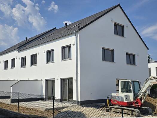 Reihenmittelhaus zum Kauf provisionsfrei 655.000 € 5 Zimmer 109 m² 114,8 m² Grundstück frei ab sofort Westring 22 Kösching 85092