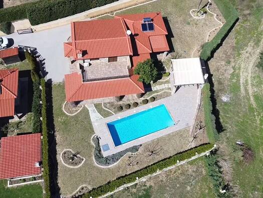 Haus zum Kauf 550.000 € 284 m² 1.150 m² Grundstück Kassandra Municipality 63077