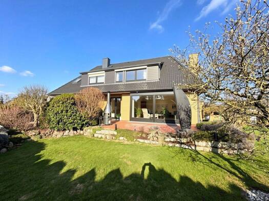 Haus zum Kauf 449.000 € 8 Zimmer 200 m² 741 m² Grundstück frei ab 01.04.2026 Melchiorshausen Weyhe 28844