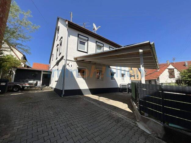 Einfamilienhaus zum Kauf 270.000 € 4,5 Zimmer 136,8 m² 372 m² Grundstück Grabenstetten 72582