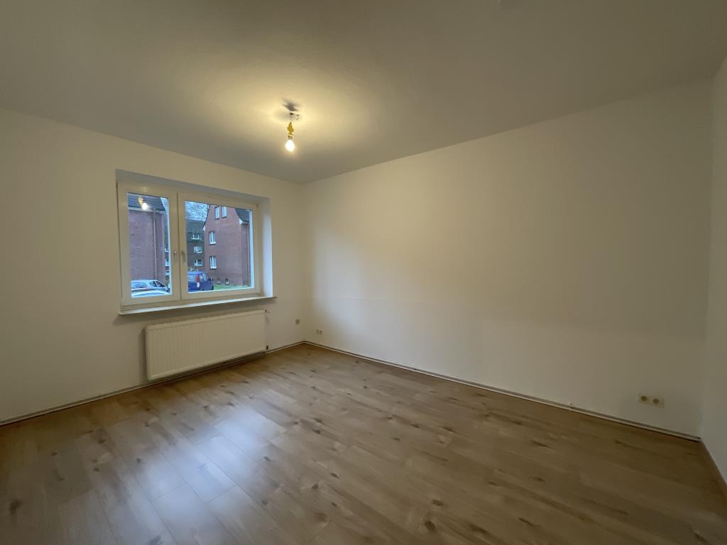 Wohnung zur Miete 409 € 3 Zimmer 57,4 m²<br/>Wohnfläche EG<br/>Geschoss 13.12.2024<br/>Verfügbarkeit Kolberger Straße 3 Bant Wilhelmshaven 26382