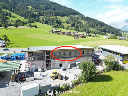 Büro zur Miete - Erstbezug 2.070 € 138 m² Bürofläche Saalfelden am Steinernen Meer 5760