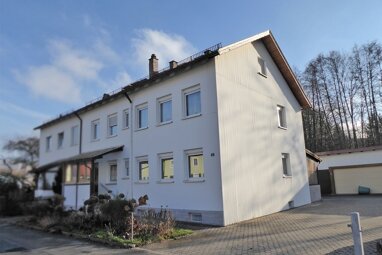 Doppelhaushälfte zum Kauf 265.000 € 8 Zimmer 141 m² 1.107 m² Grundstück Weidenberg Weidenberg 95466