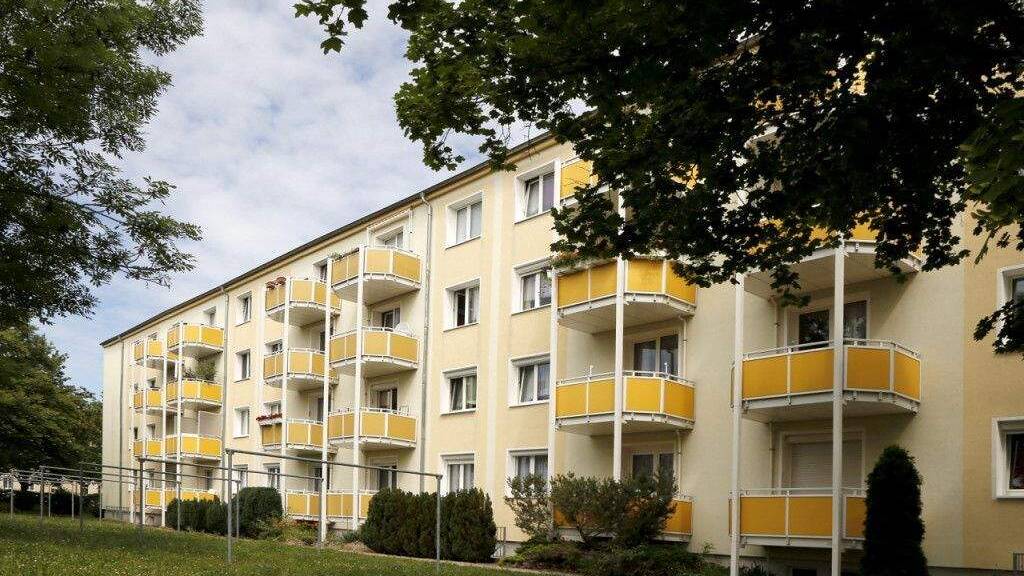 Wohnung zur Miete 385 € 3 Zimmer 59,3 m² 3. Geschoss Albert-Schweitzer Str. 4 Weißenfels 06667