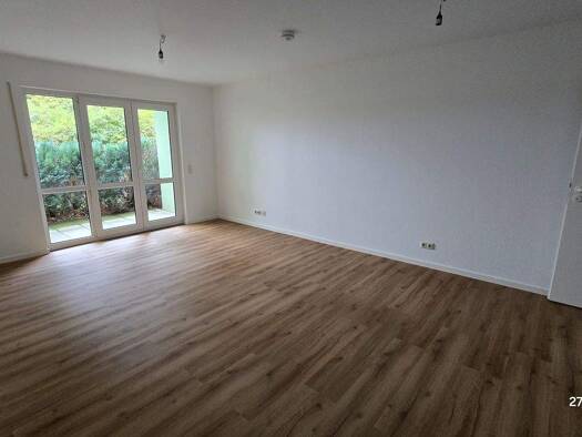 Wohnung zur Miete 425 € 2 Zimmer 65 m² 3 Geschosse frei ab sofort Dittersbach Frankenberg 09669