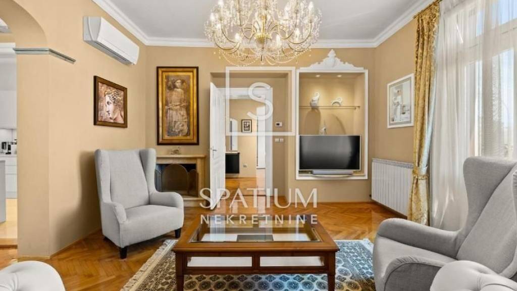 Haus zur Miete 7 Zimmer 250 m² Opatija - Centar, Opatija Centar
