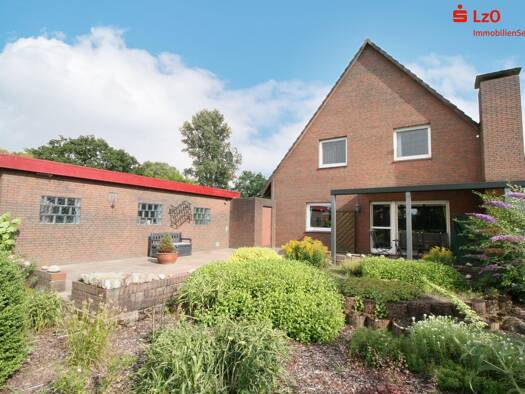 Doppelhaushälfte zum Kauf 325.000 € 4 Zimmer 152 m² 1.131 m² Grundstück frei ab 01.11.2025 Borbeck Wiefelstede 26215