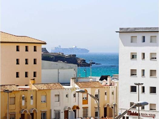 Wohnung zum Kauf 310.000 € 3 Zimmer 86 m² 3. Geschoss HUERTA DEL REY 8 Tarifa 11380