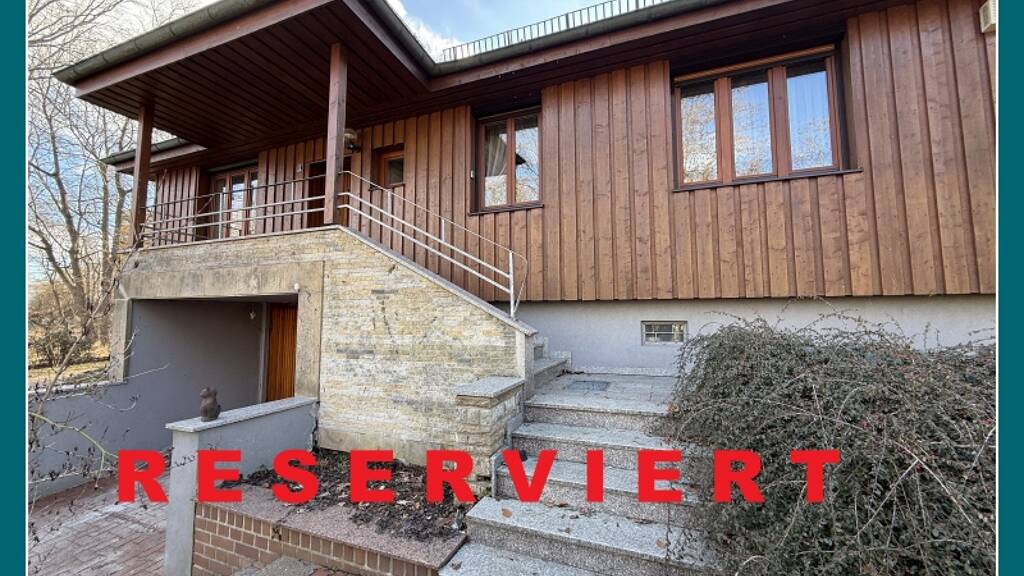 Einfamilienhaus zum Kauf 180.000 € 4 Zimmer 119 m² 716 m² Grundstück Hermannstraße 17 Weißwasser 02943