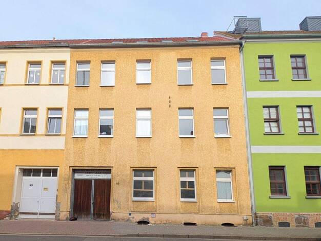 Wohnung zur Miete 480 € 3 Zimmer 84 m² 2. Geschoss frei ab 01.04.2026 Röhrenstraße 46 Bitterfeld 06749
