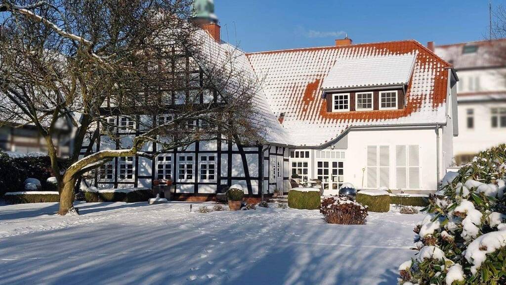 Einfamilienhaus zum Kauf 879.000 € 7 Zimmer 297 m² 1.832 m² Grundstück Bad Essen 49152