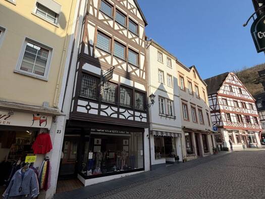 Reihenhaus zum Kauf 499.000 € 5 Zimmer 353 m² 120 m² Grundstück frei ab sofort Römerstraße 23 Bernkastel Bernkastel-Kues 54470