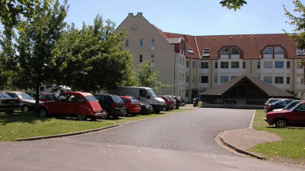 Studio zur Miete 410 € 1 Zimmer 23,6 m² 2. Geschoss frei ab sofort Wesertor Kassel 34125