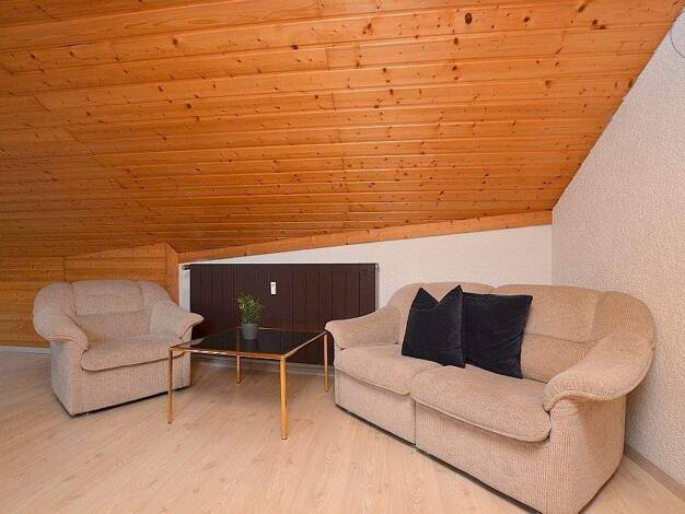 Wohnung zur Miete 950 € 1 Zimmer 40 m² 2. Geschoss frei ab sofort Eibelstadt 97246